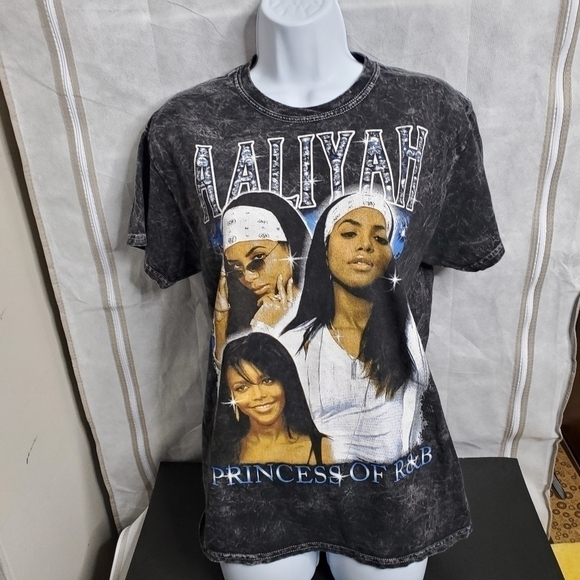 Aaliyah Princess Of R&B Washed Black T Shirt Women's Small - Picture 1 of 7